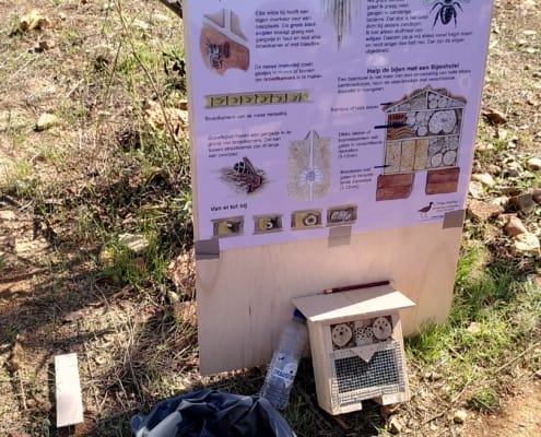 natuureducatie-pres bord wilde bijen hotels natuureducatie pres bord wilde bijen hotels